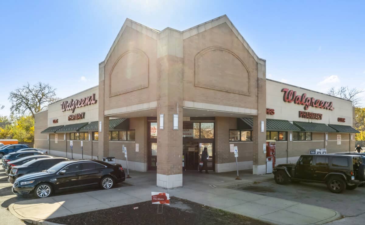 Commercial Property for Sale in Chicago Illinois 60643